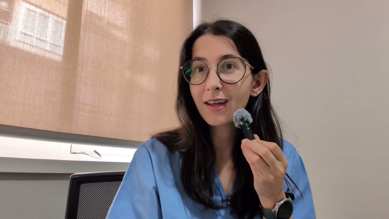 Ana Ureña explicando cómo distinguir entre dolor dental, muscular y articular